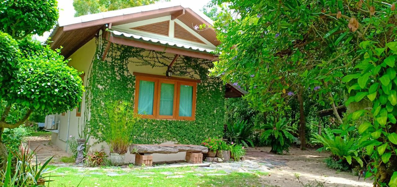 Rai Lung Tui Homestay Prachuap Khiri Khan Dış mekan fotoğraf